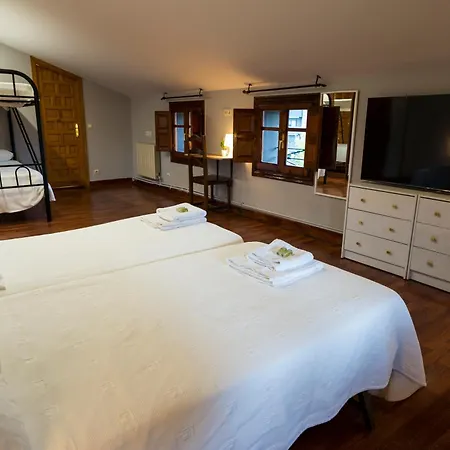 Guest house Paratene Ostatu *