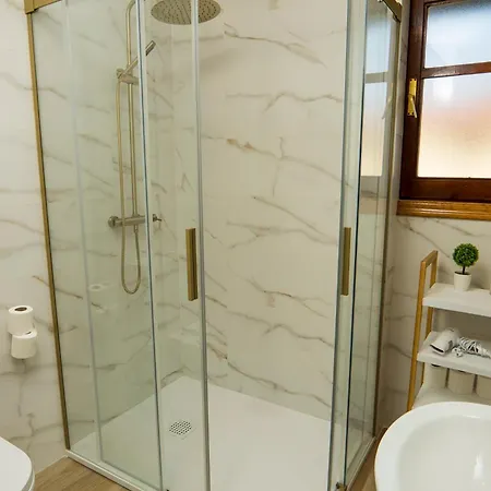 Guest house Paratene Ostatu *