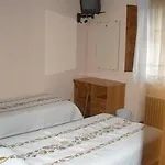 Guest house Paratene Ostatu Erandio