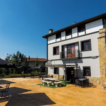 Paratene Ostatu Maison d'hôtes Erandio