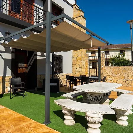 Paratene Ostatu * Erandio